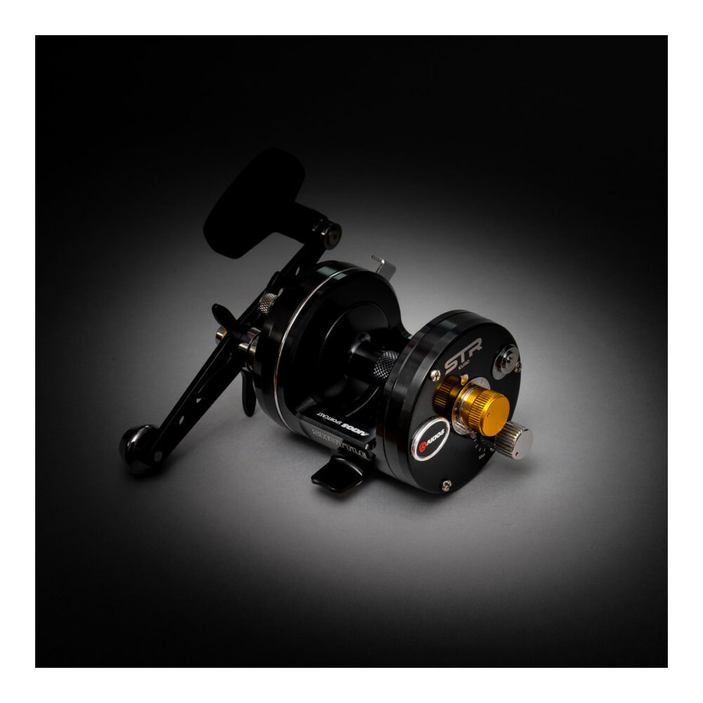 Akios Shuttle 656 STR KURO Multiplier Reel